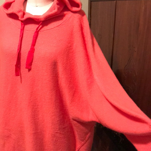 Lou & Grey Hoodie - Picture 2 of 5